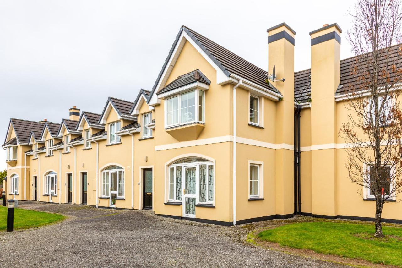 Kerry Holiday Homes At The Killarney Holiday Village 外观 照片