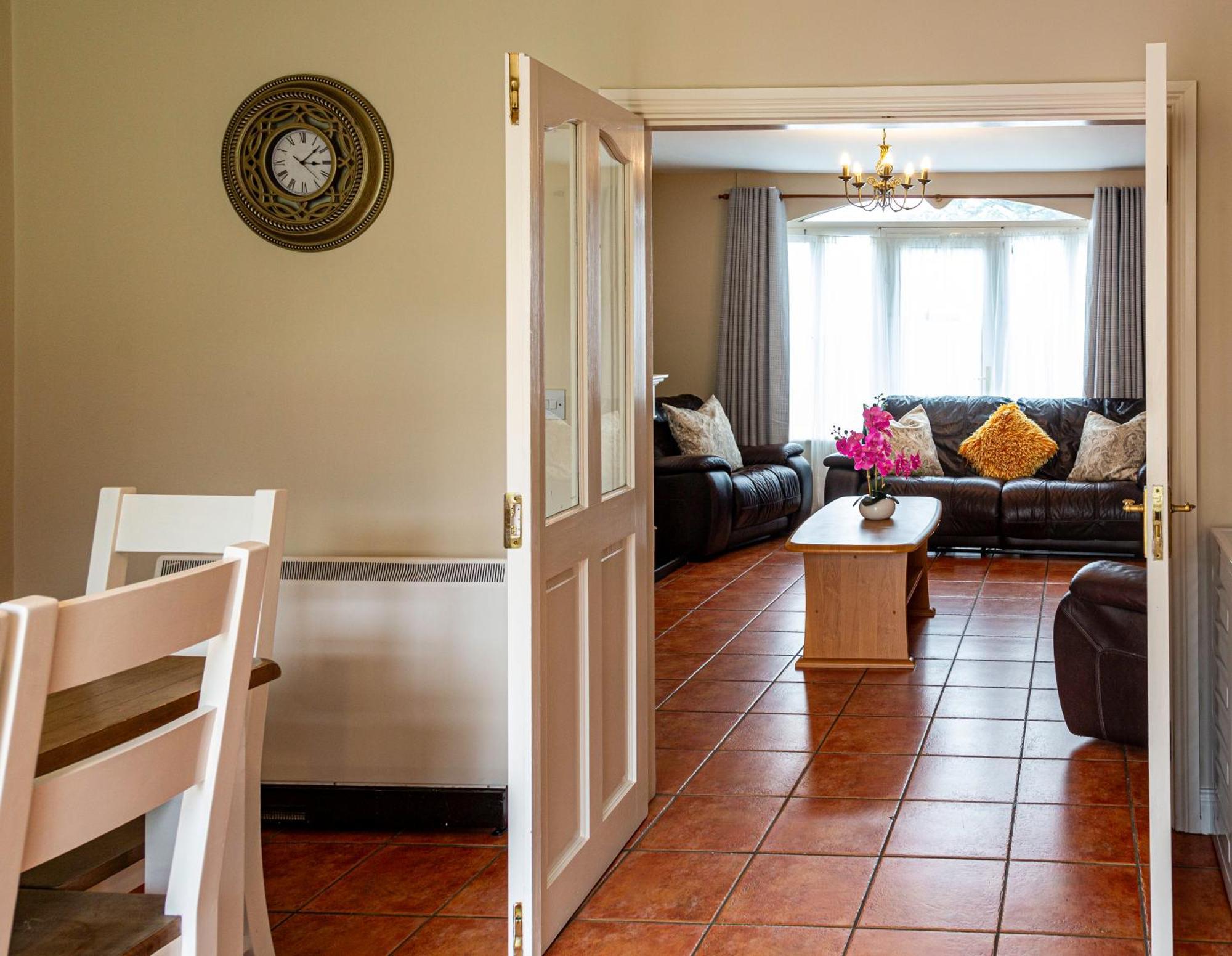 Kerry Holiday Homes At The Killarney Holiday Village 外观 照片