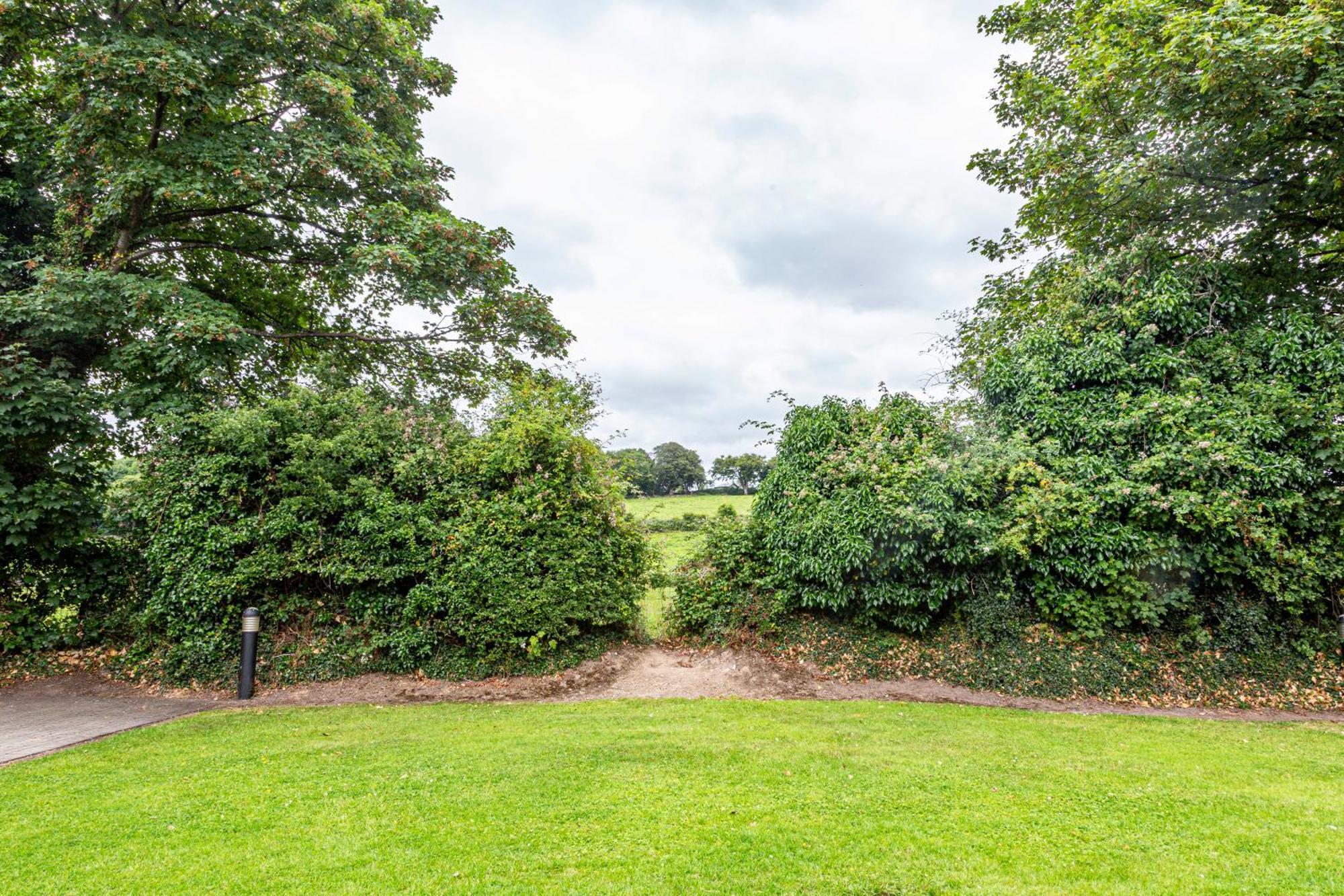 Kerry Holiday Homes At The Killarney Holiday Village 外观 照片